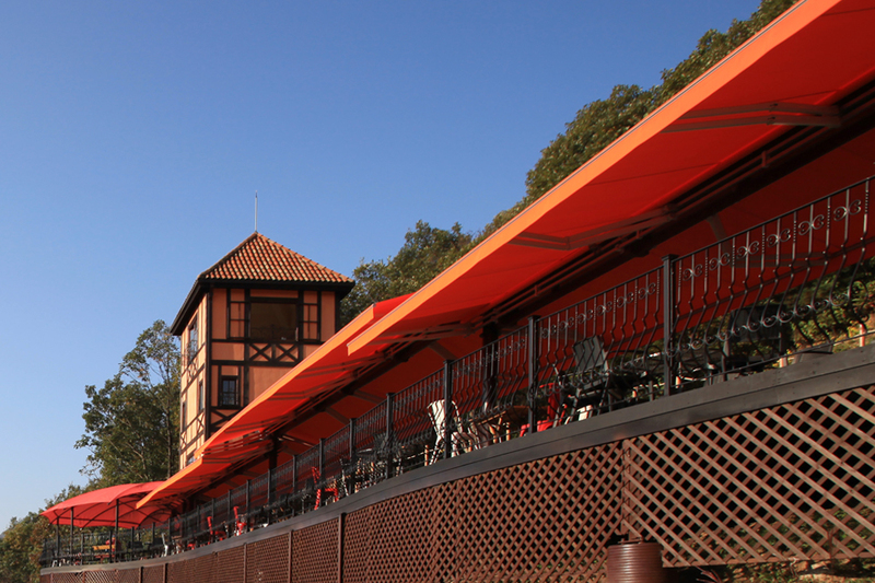 Petite Terrace